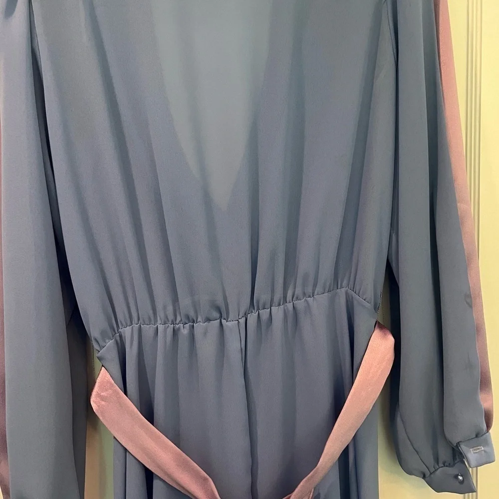 Vintage Union Made Darcy Periwinkle Pink 70s Flowy V-Neck Dress Size 13/14